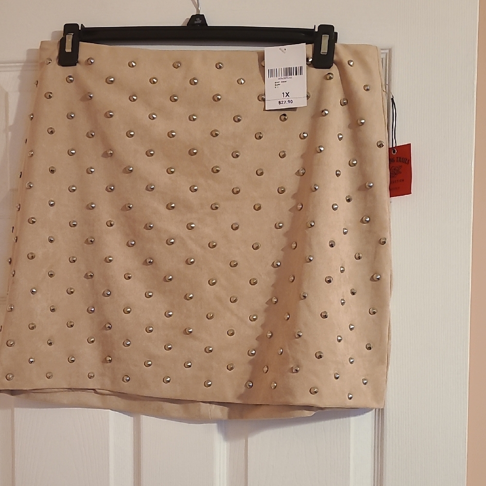 Forever 21 Beige Studded Mini Skirt